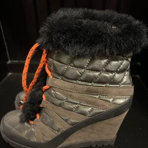Jessica Simpson heeled fur boots